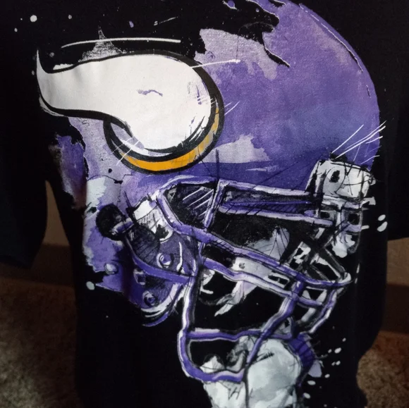 Vikings Nike graphic tee - Picture 2 of 4